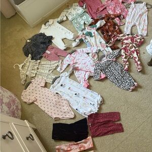 0-3M Assorted Baby Clothing lot of 18